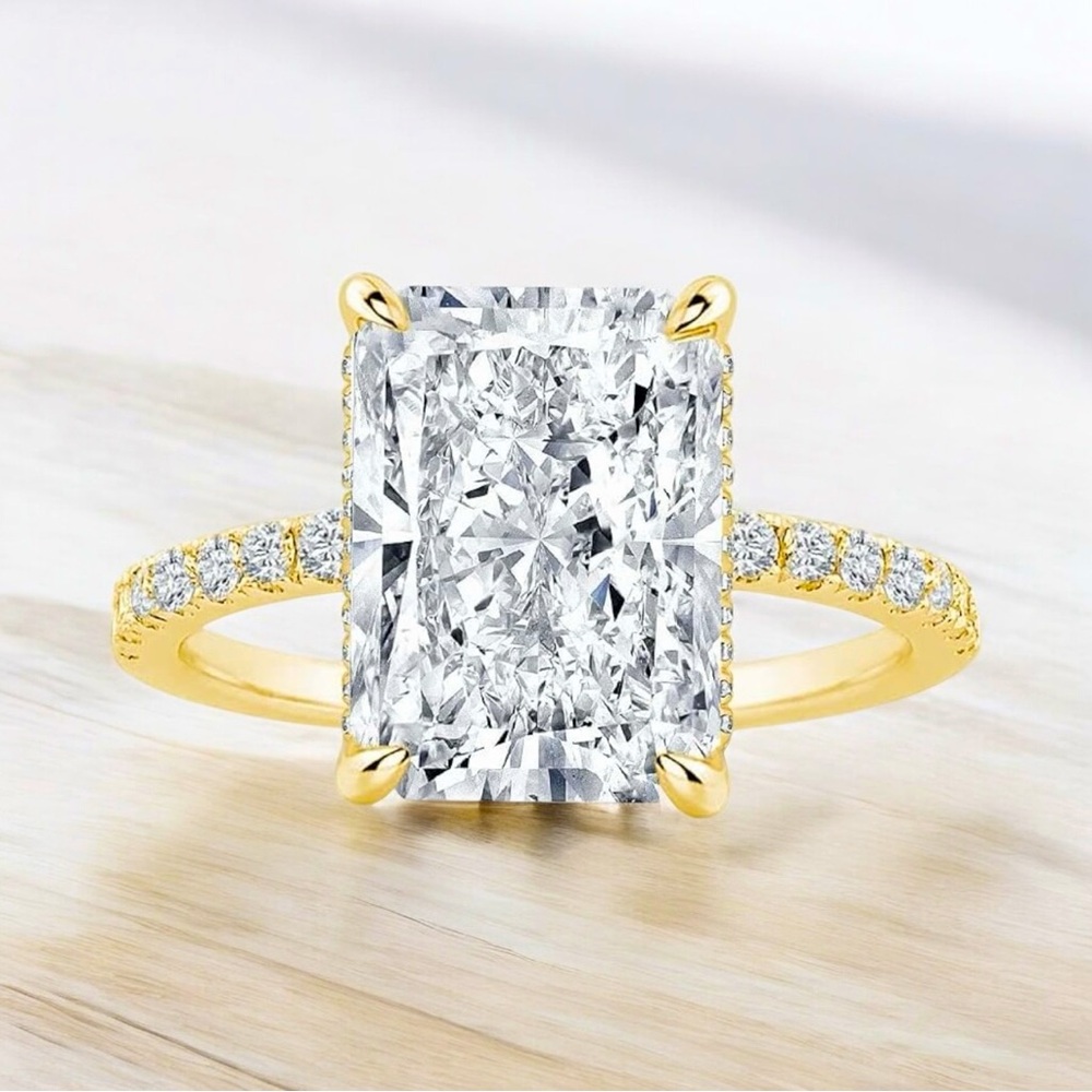 Effinny 3.5ct Radiant CZ Engagement Ring